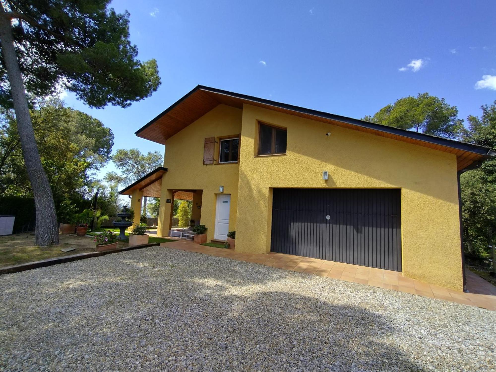 Casa Feliz Sant Cebrià de Vallalta Exterior foto